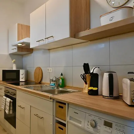 Modernes Apt Mit Direkter Anbindung Zur City Und Messe Hannover Exterior photo