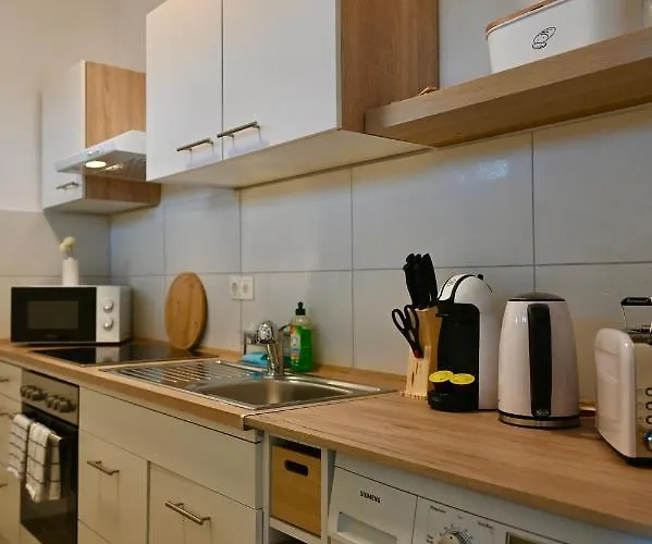 Modernes Apt Mit Direkter Anbindung Zur City Und Messe
